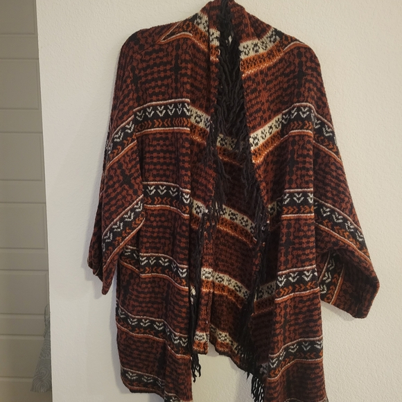 H&M Sweaters - H&M Black and Orange Patterned Winter Sweater Cardigan